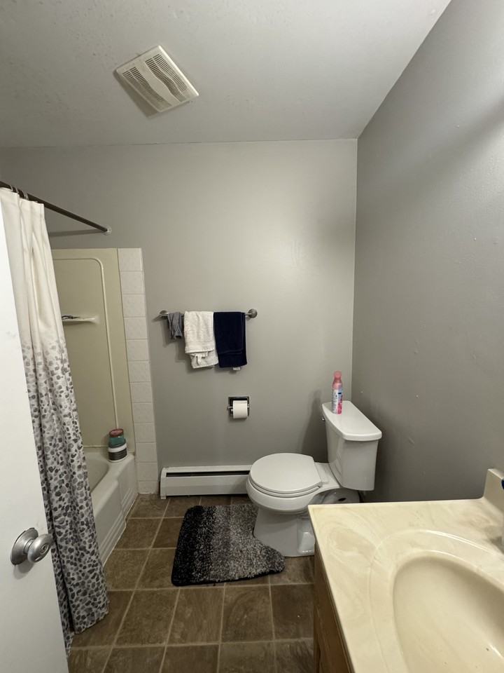 707 W Main St #3 - Photo 7 of 13