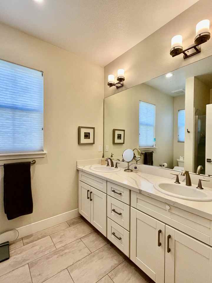 41 W Dunne Ave #41 - Photo 3 of 9