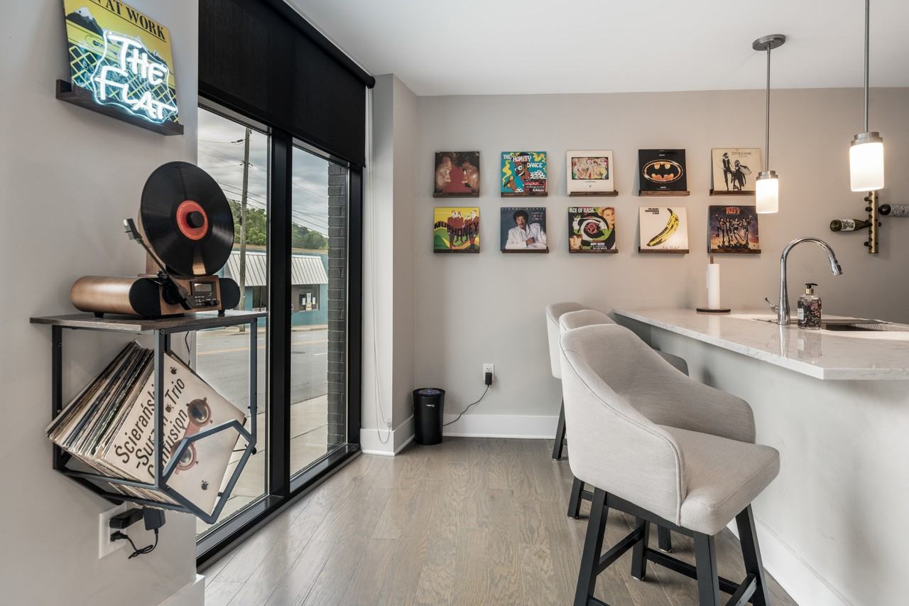 154 Biltmore Ave #101 - Photo 6 of 26