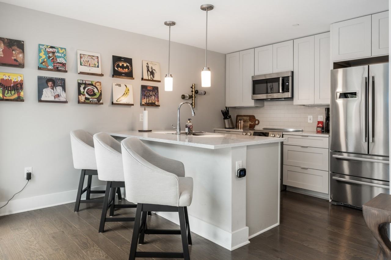 154 Biltmore Ave #101 - Photo 7 of 26