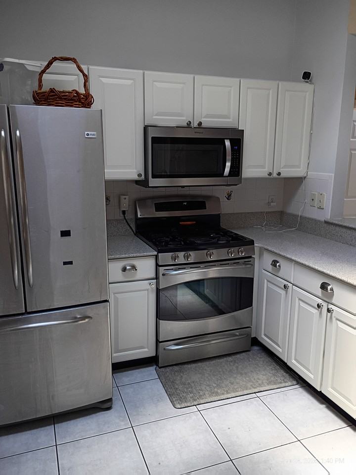 2960 Estill St #NA - Photo 4 of 15
