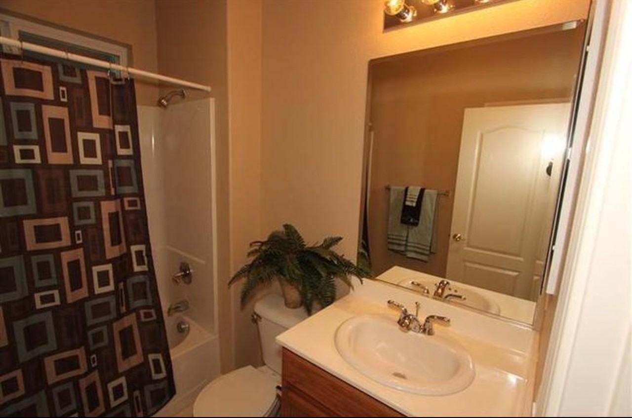 2326 S Caesar Ave #NA - Photo 6 of 7