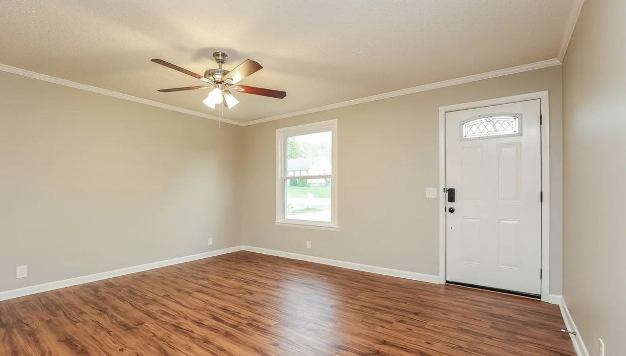 176 Timberlake Dr #NA - Photo 2 of 14