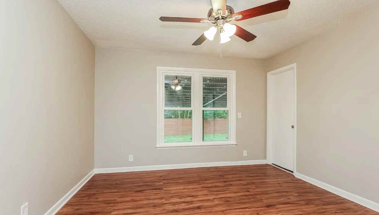 176 Timberlake Dr #NA - Photo 7 of 14