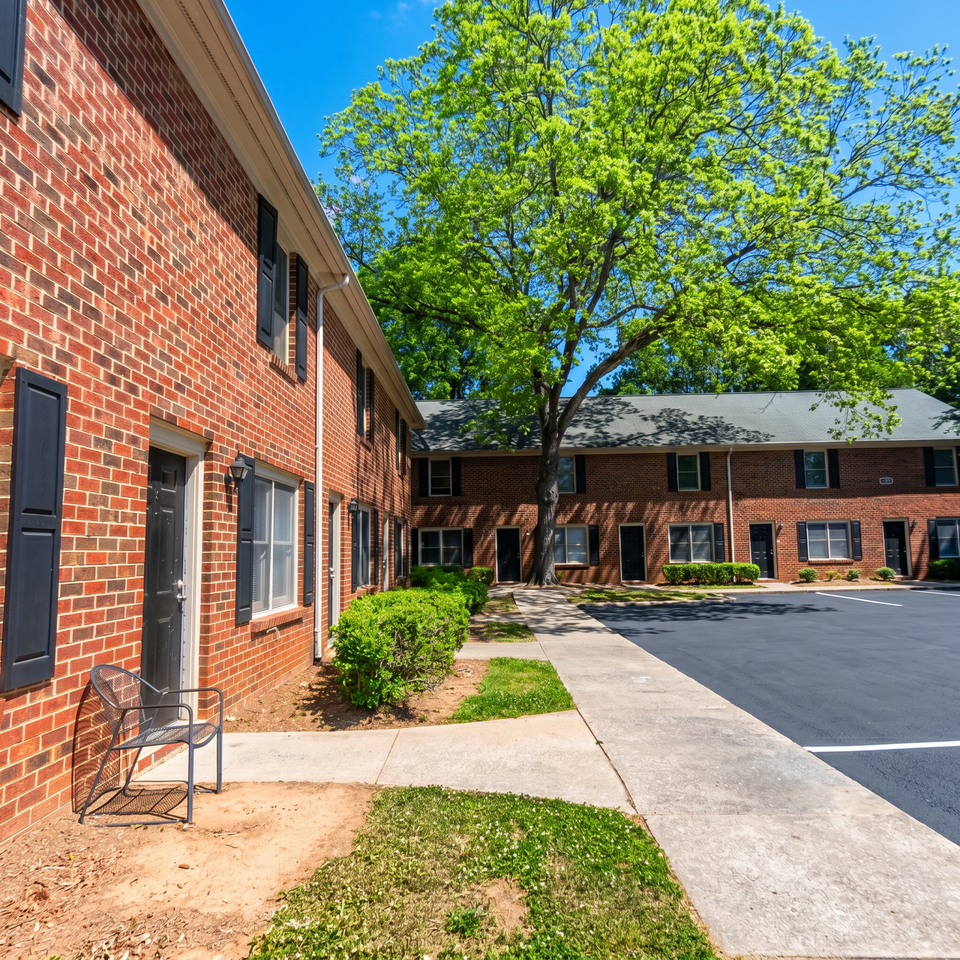 Courtyard Townhomes - Photo 5 of 5