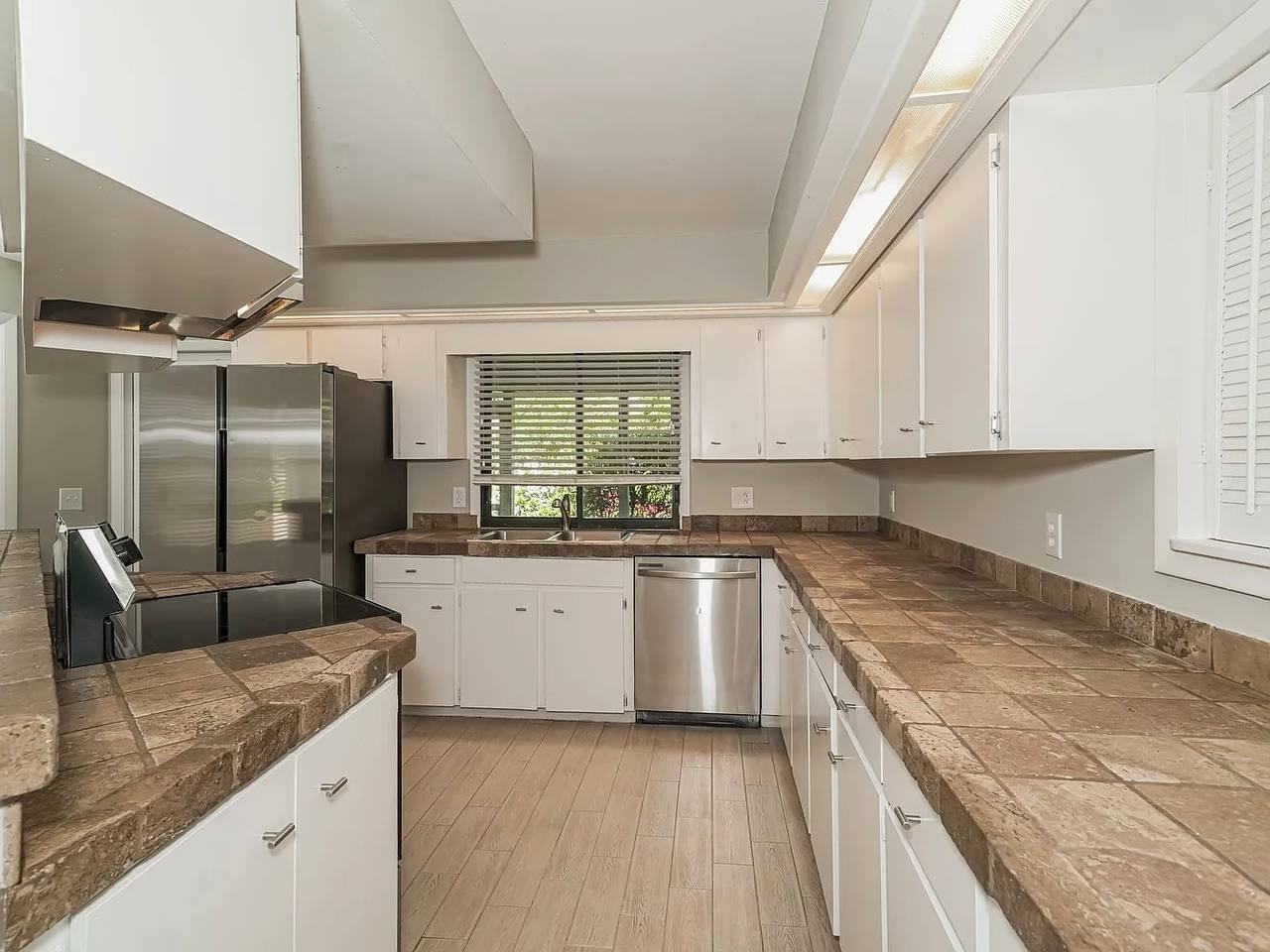 1018 Timbergreen Dr #NA - Photo 4 of 10