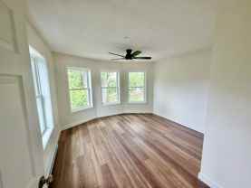 23 Pembroke St #3 - Photo 1 of 1