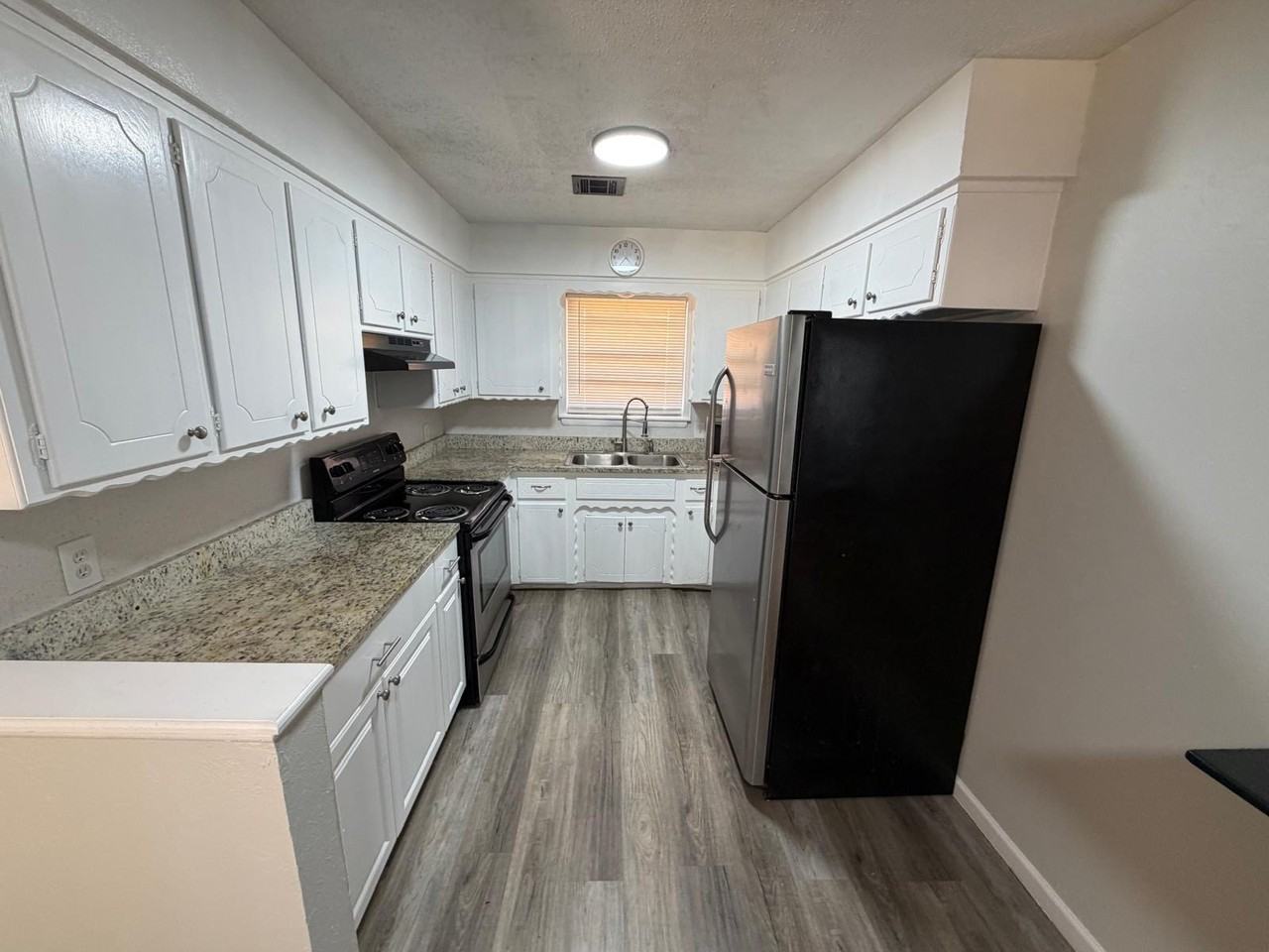 6721 Nw Compass Dr #NA - Photo 6 of 19