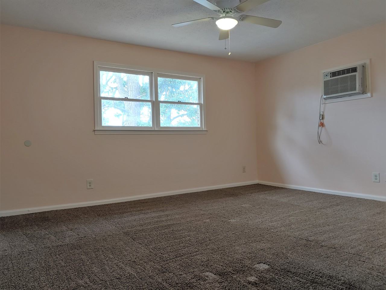 6218 Frontage Rd #E - Photo 4 of 11