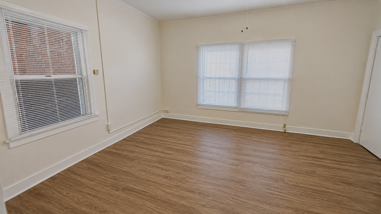 815 South Lake Street #101 - Photo 3 of 9