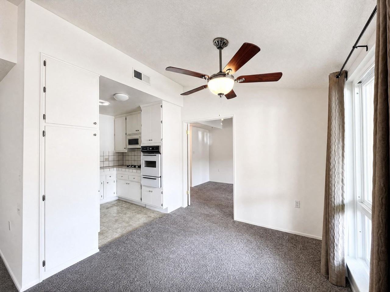 19021 Avenue Of The Oaks - Photo 5 of 31