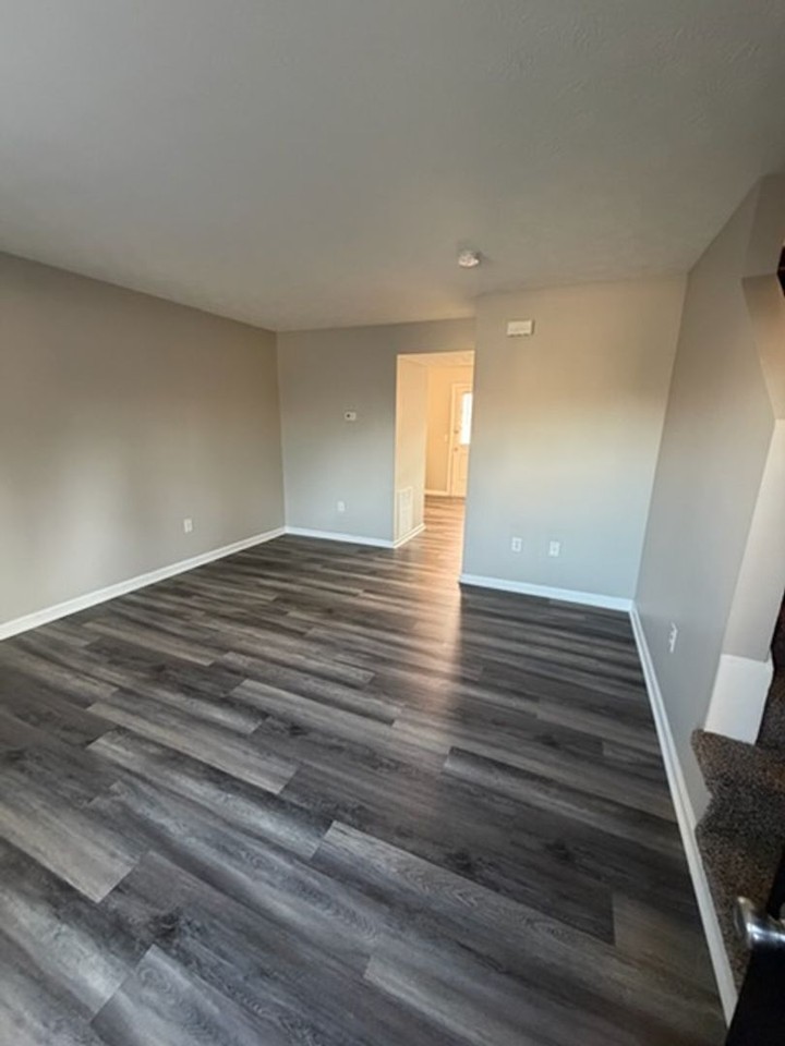 217 Churchill Drive - Photo 2 of 20