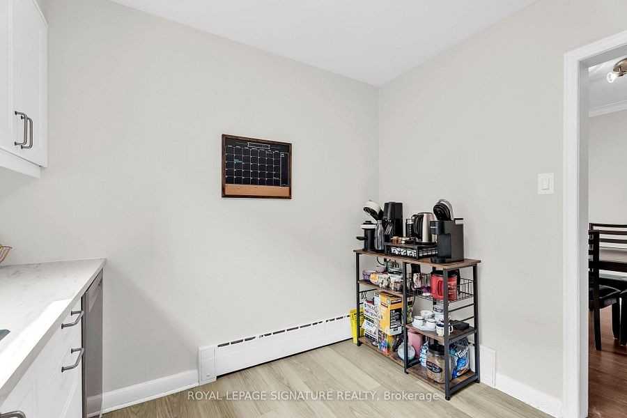 117 Hillsdale Avenue East #3 - Photo 4 of 23