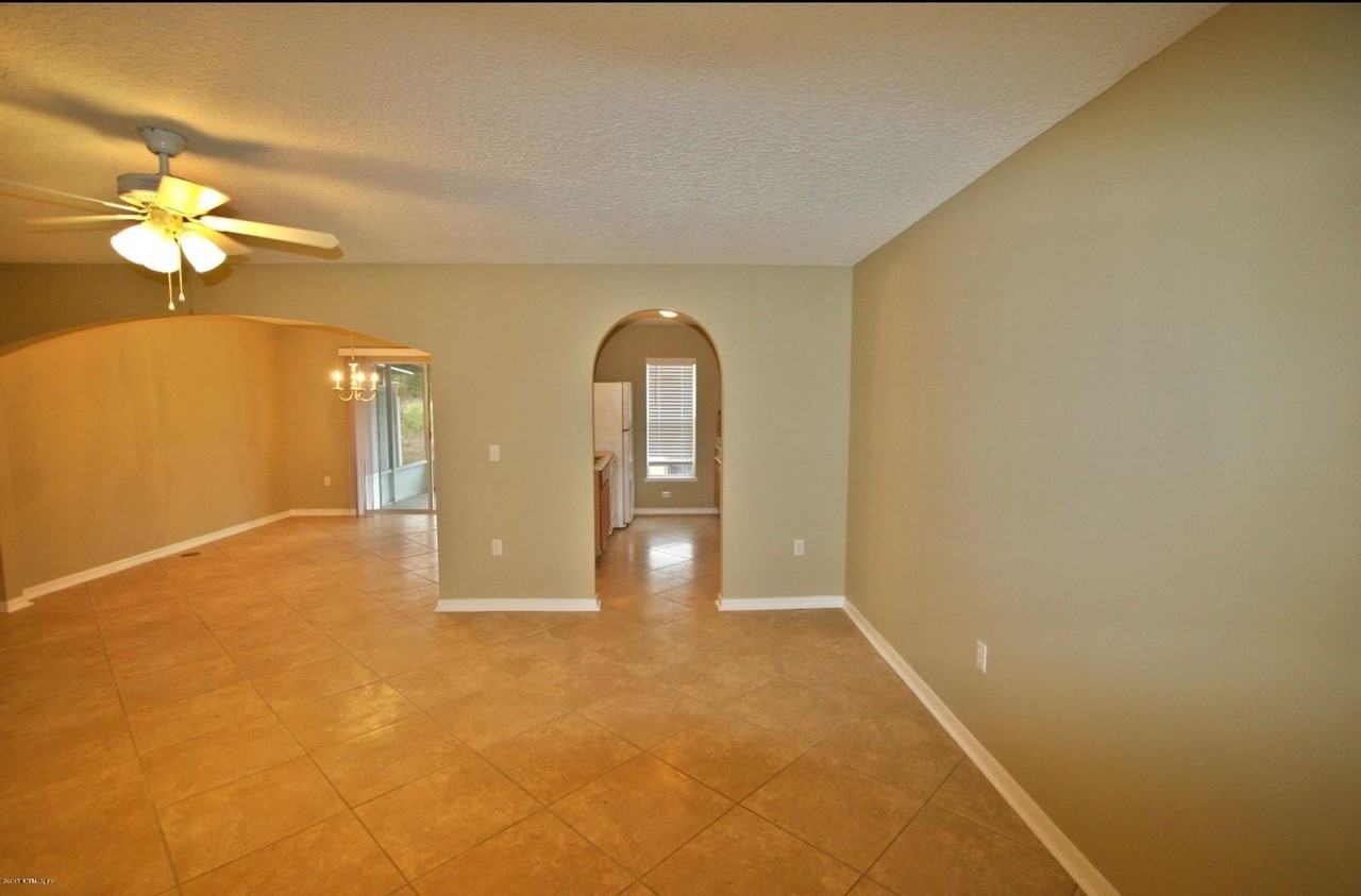 813 Bent Baum Rd - Photo 5 of 9