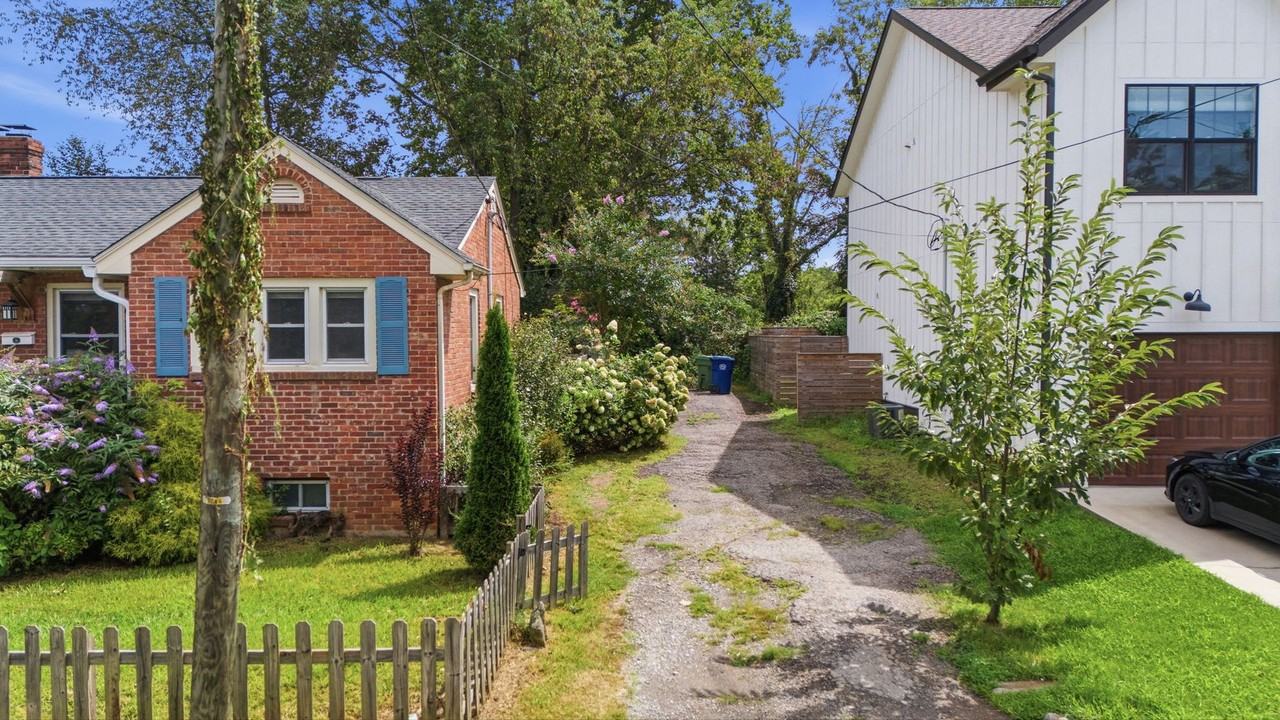 223 Fayetteville St - Photo 3 of 33
