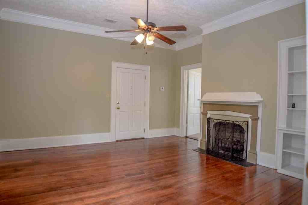105 Florence St Sw Apt 201 - Photo 6 of 17