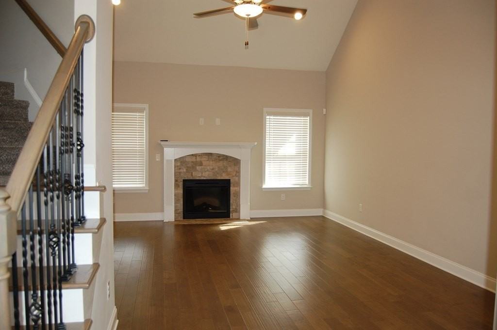 625 Boone Ct - Photo 2 of 18