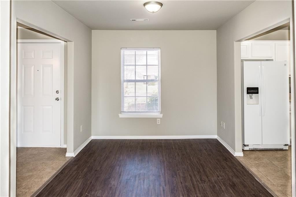6604 Sw Springwood St - Photo 5 of 13