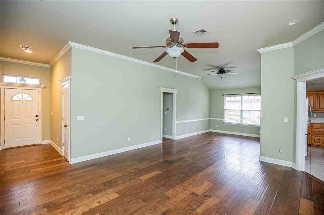 3800 Se 8th St - Photo 3 of 21