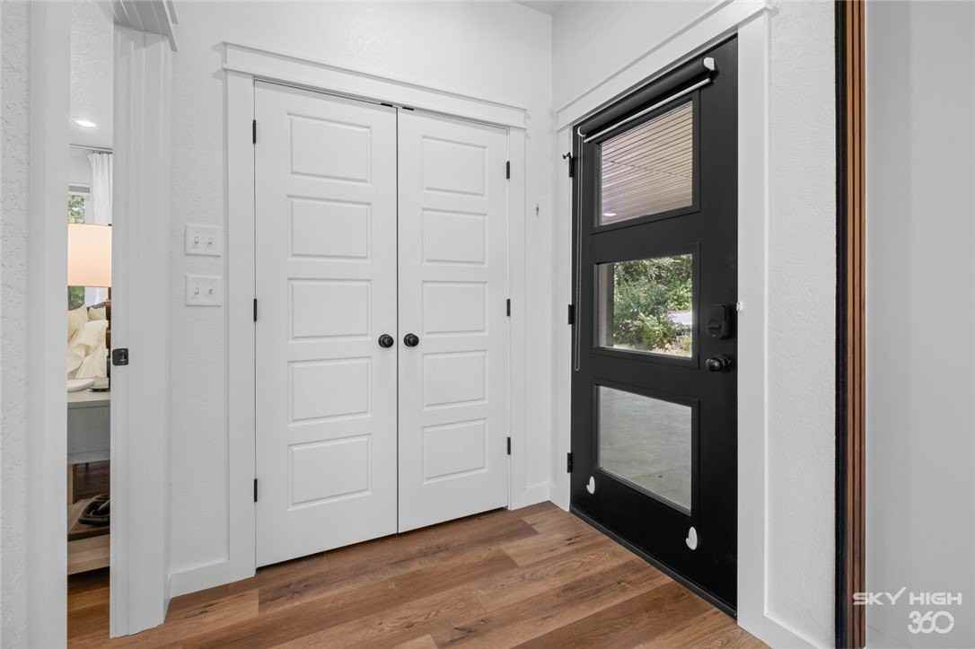 5 Blandford Ln - Photo 4 of 26
