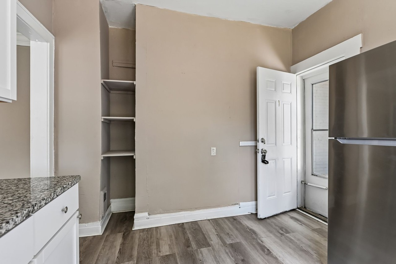 10703 Lee Ave #1 - Photo 4 of 18
