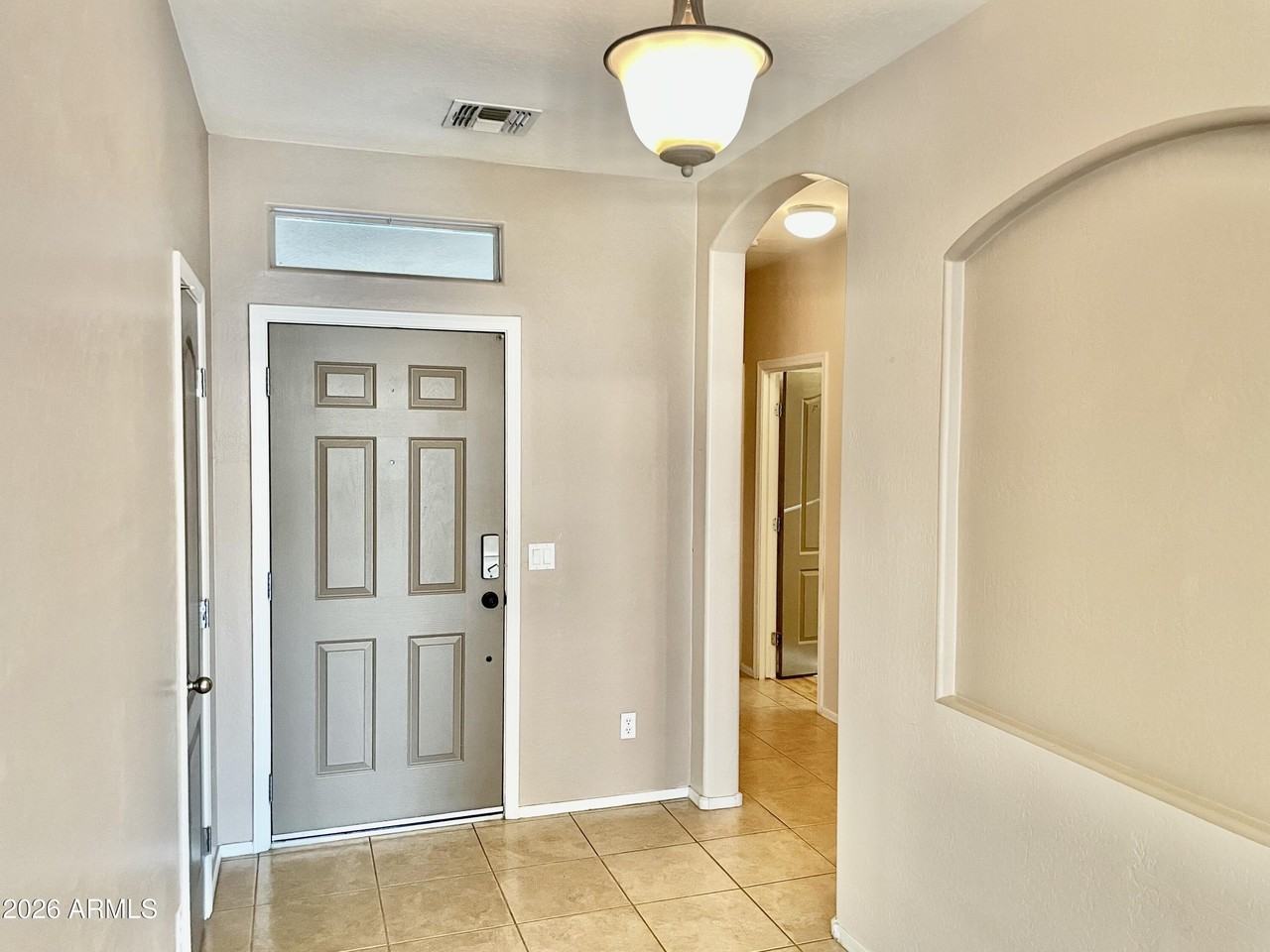 17456 W Ashley Dr - Photo 5 of 34