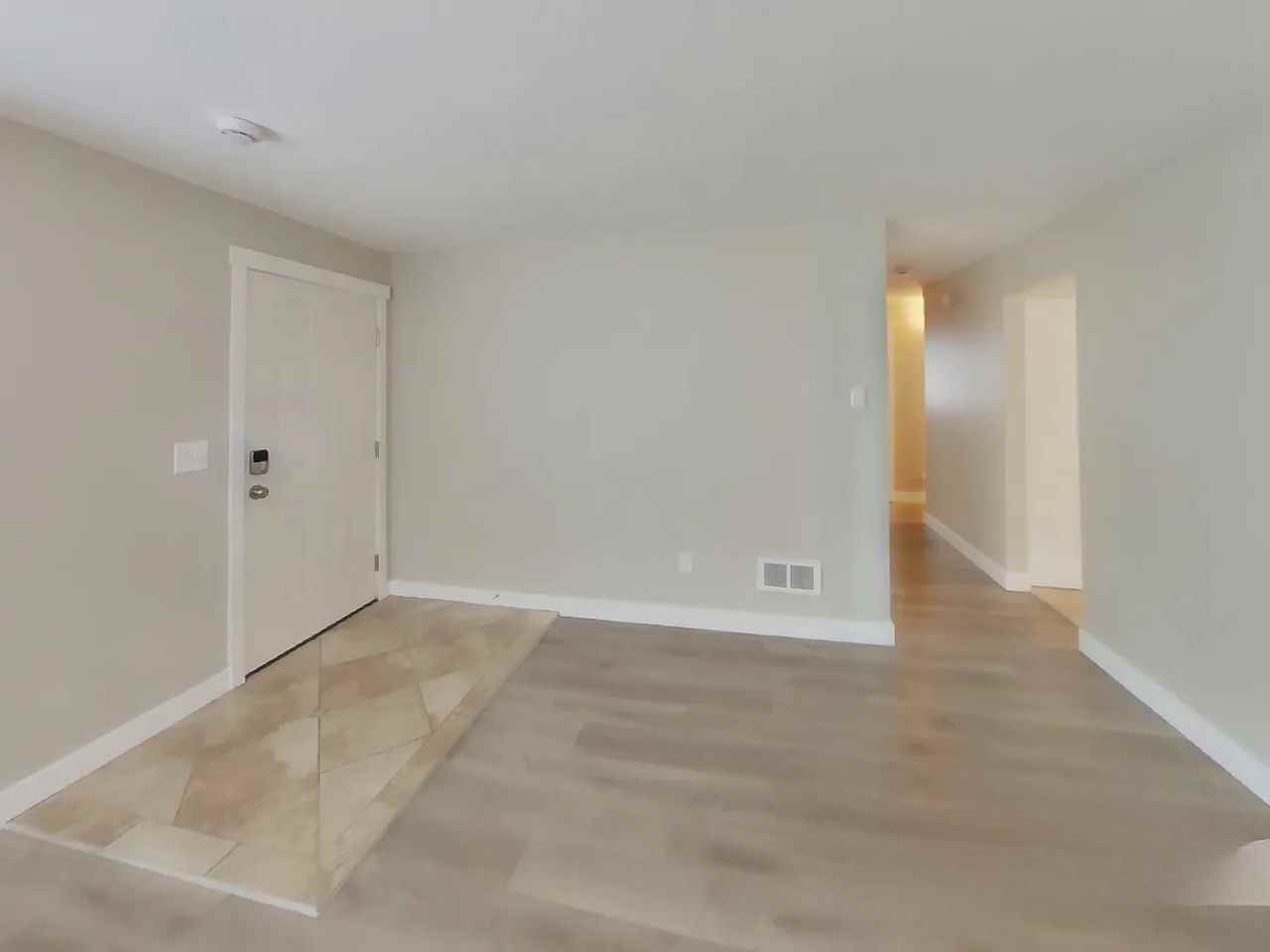 4122 21st Avenue Southwest - Photo 7 of 9