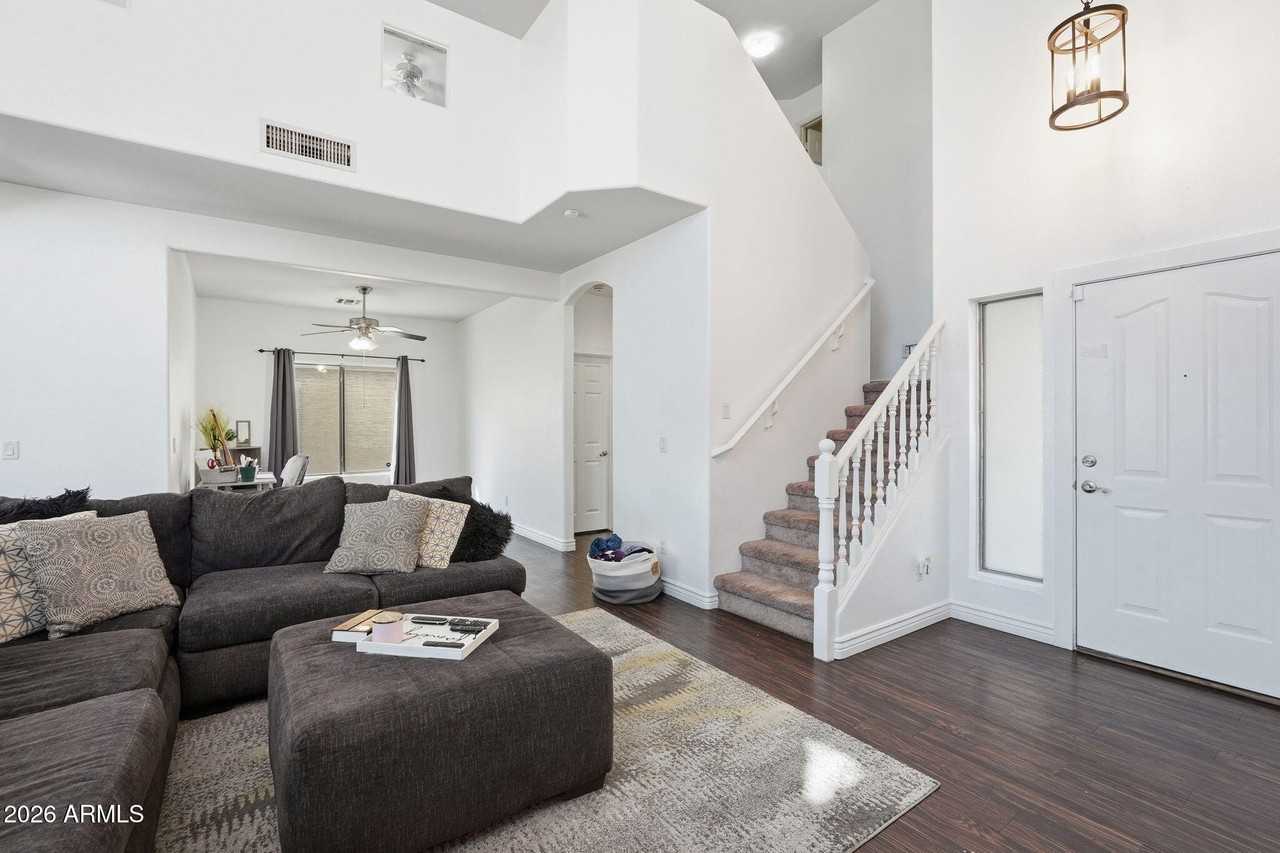 2033 N 107th Dr - Photo 4 of 27