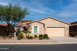 featured image of 416 N Questa Trl