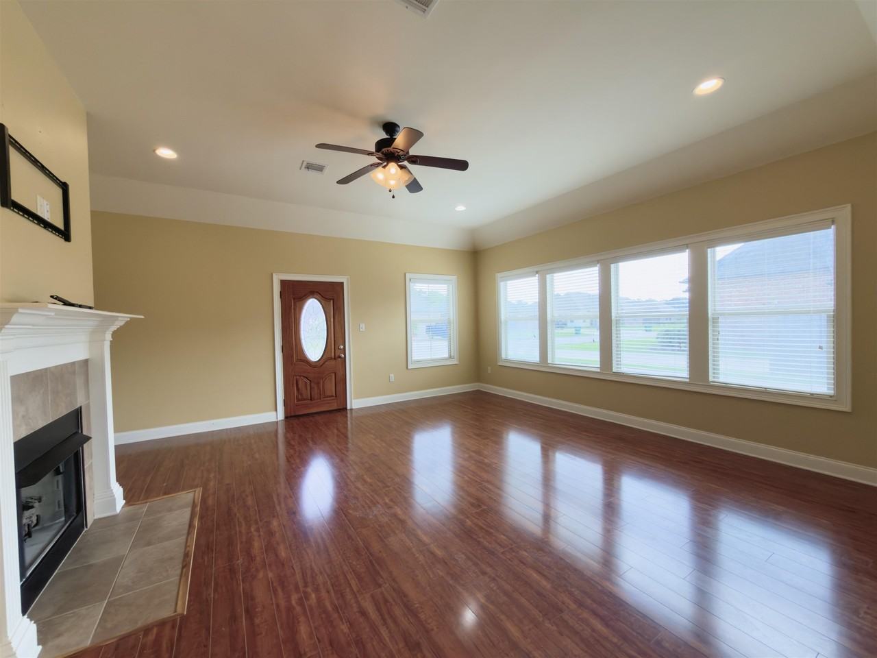 171 Horis Dr - Photo 3 of 15