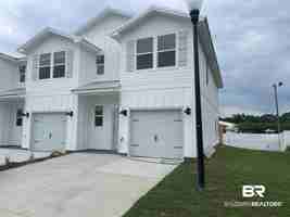 featured image of 4430 Lost Bay Dr