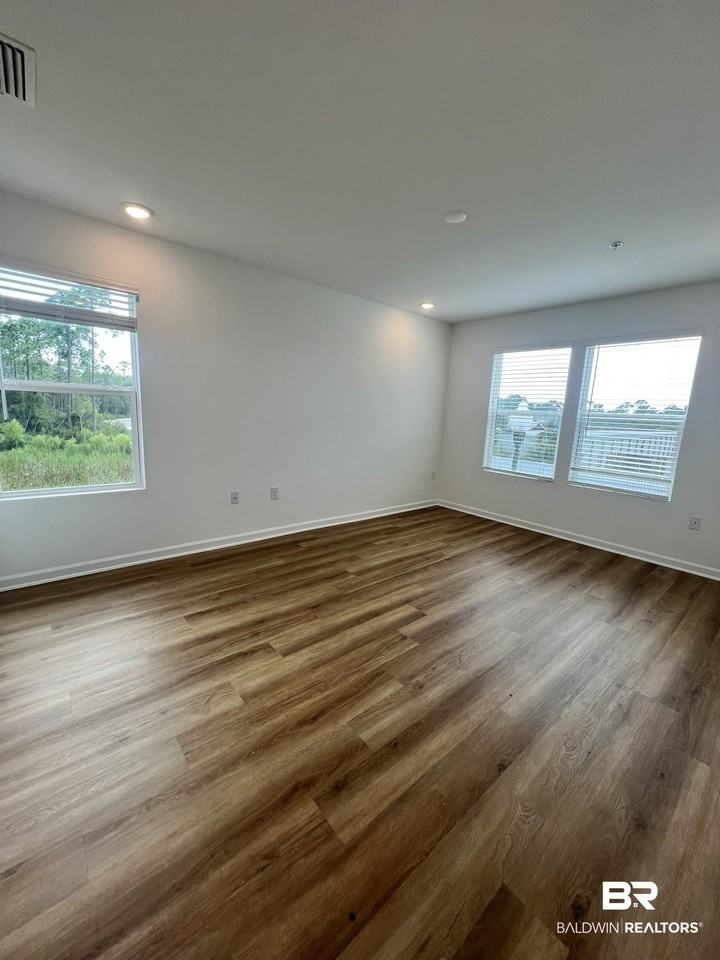 4430 Lost Bay Dr - Photo 6 of 15