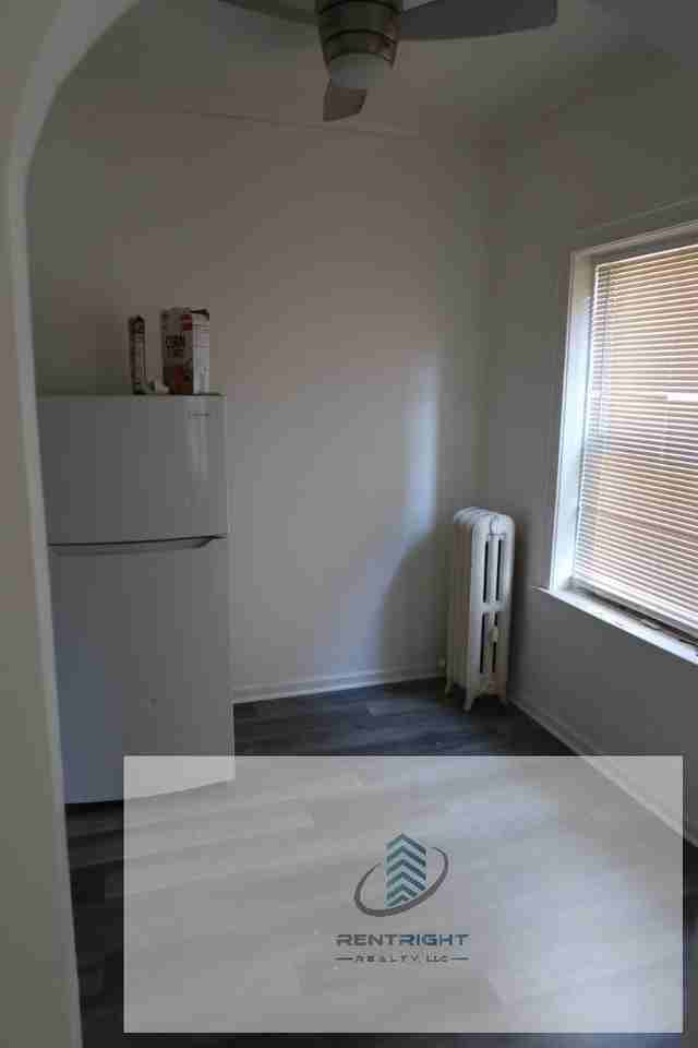 4477 N Elston Ave #208 - Photo 3 of 10