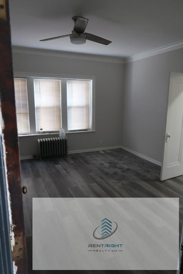 4477 N Elston Ave #208 - Photo 6 of 10