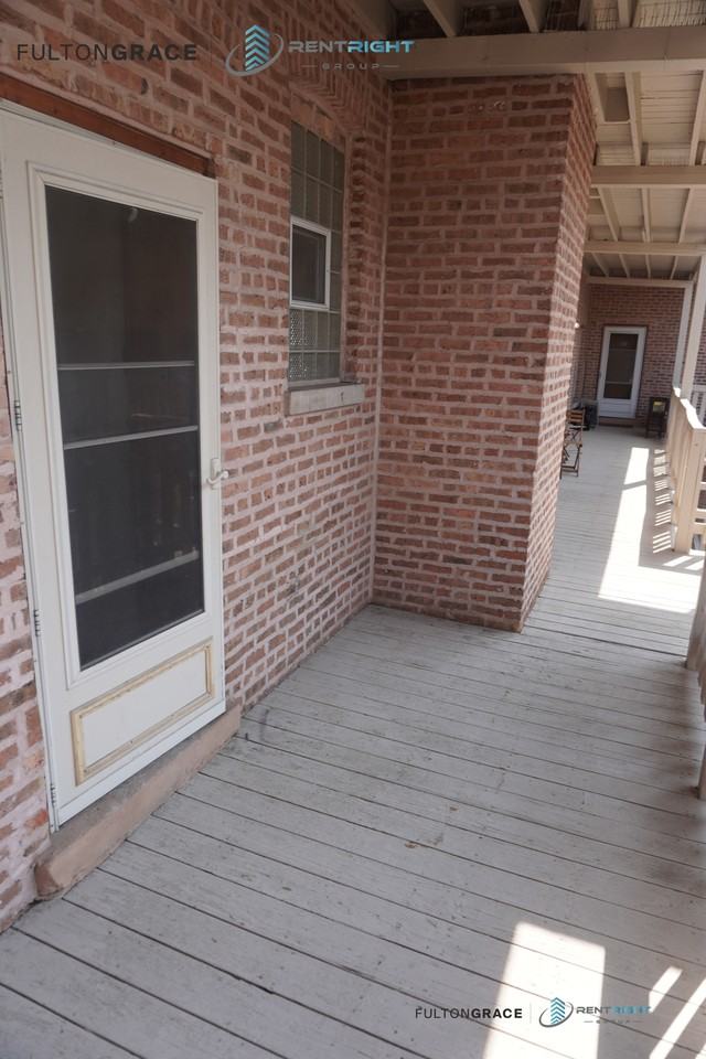 1253 W Devon Ave #2E - Photo 2 of 19