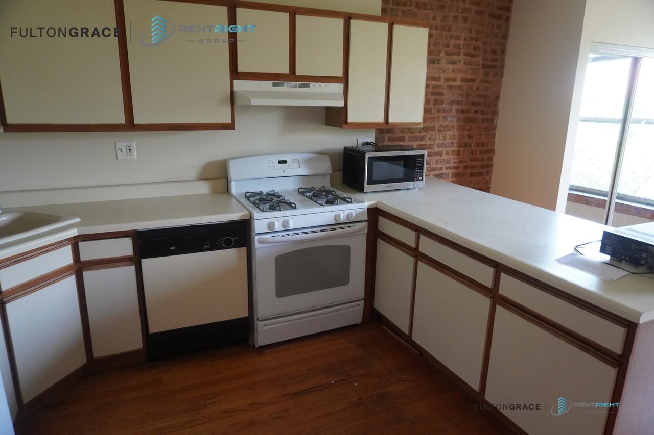 1253 W Devon Ave #2E - Photo 6 of 19