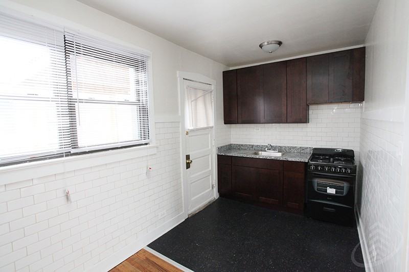 6364 N Hermitage Ave #6382GDN - Photo 2 of 13