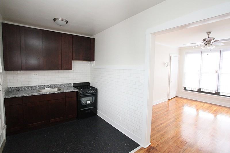 6364 N Hermitage Ave #6382GDN - Photo 3 of 13
