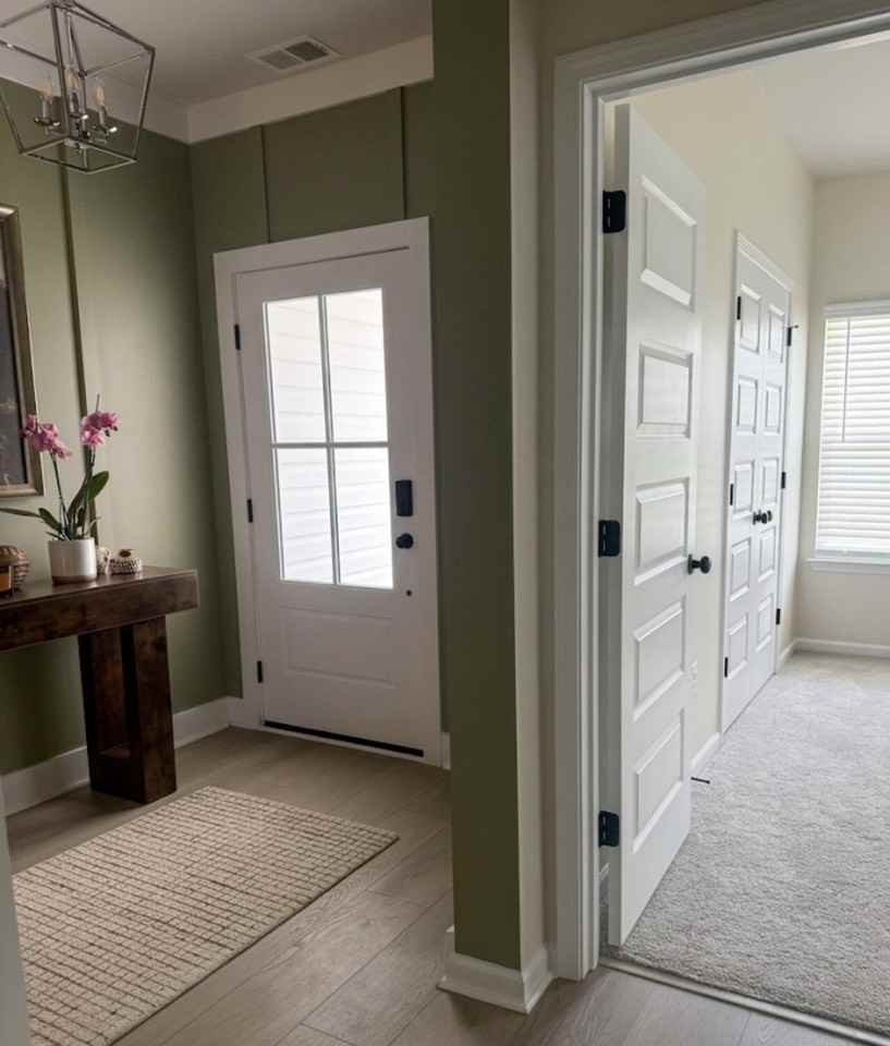413 Sea Breeze Way - Photo 3 of 33