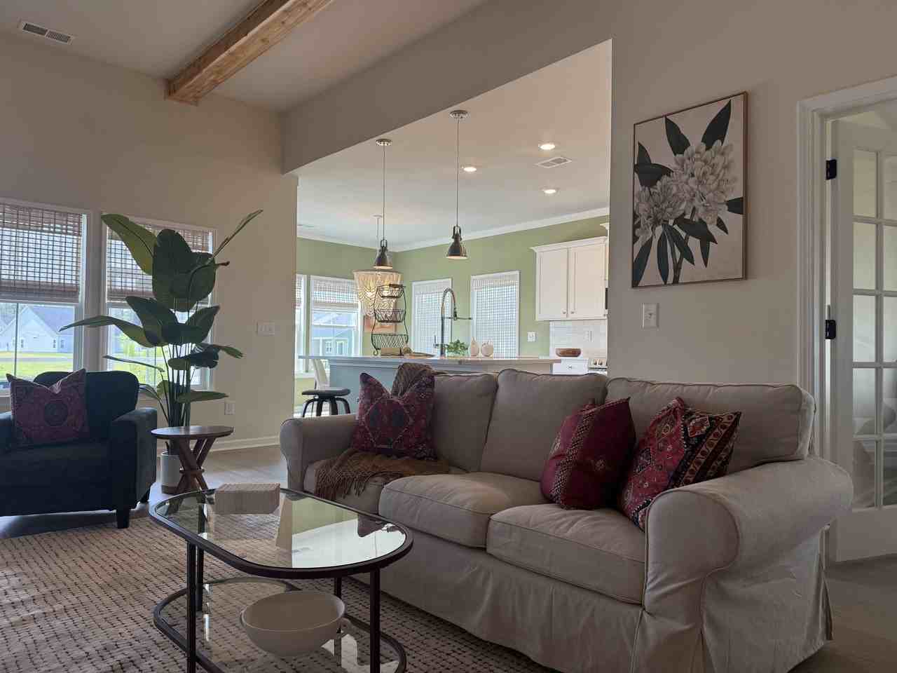 413 Sea Breeze Way - Photo 6 of 33