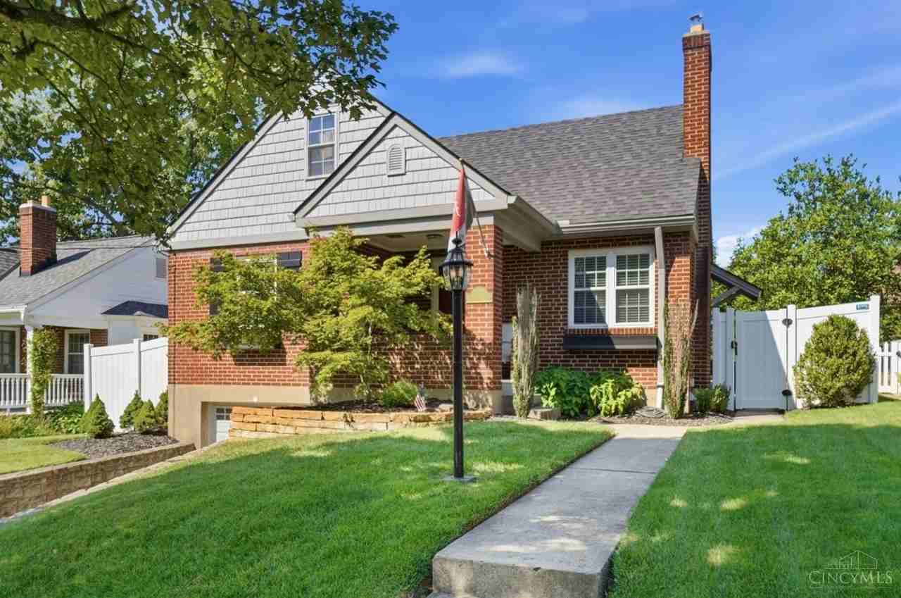 4133 Club View Dr - Photo 4 of 50