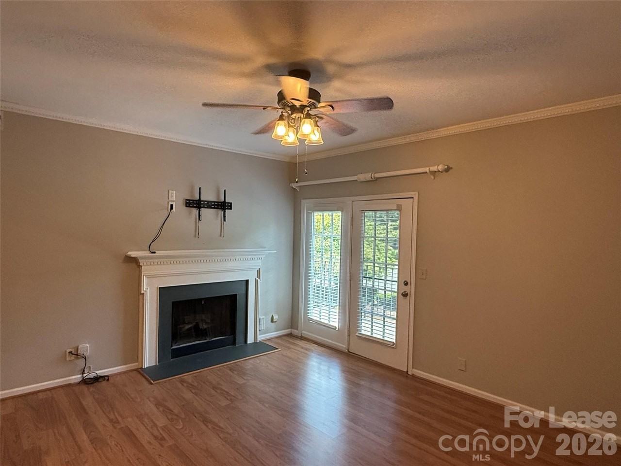 1014 Queens Rd #A - Photo 2 of 12