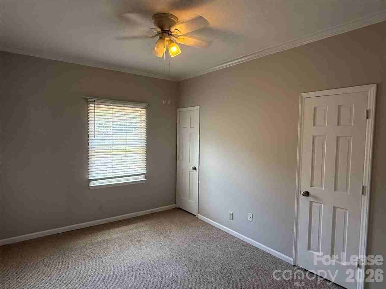 1014 Queens Rd #A - Photo 5 of 12