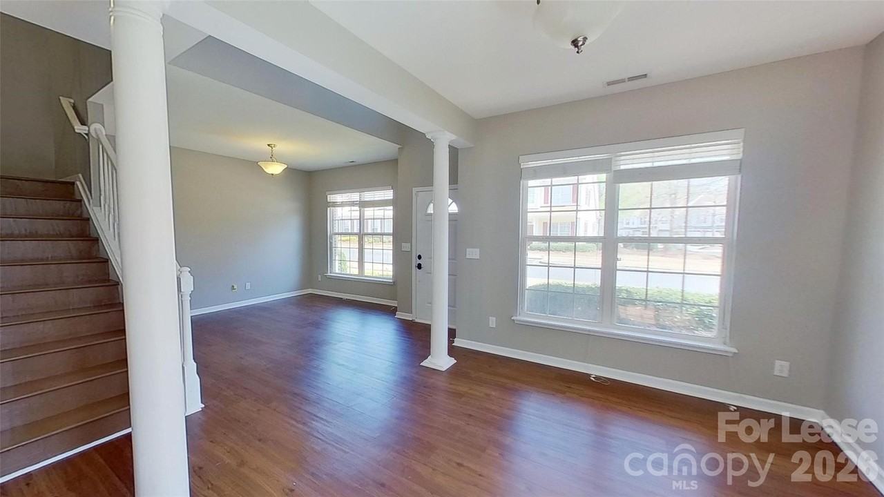 10730 Yellow Tail Ct - Photo 2 of 19