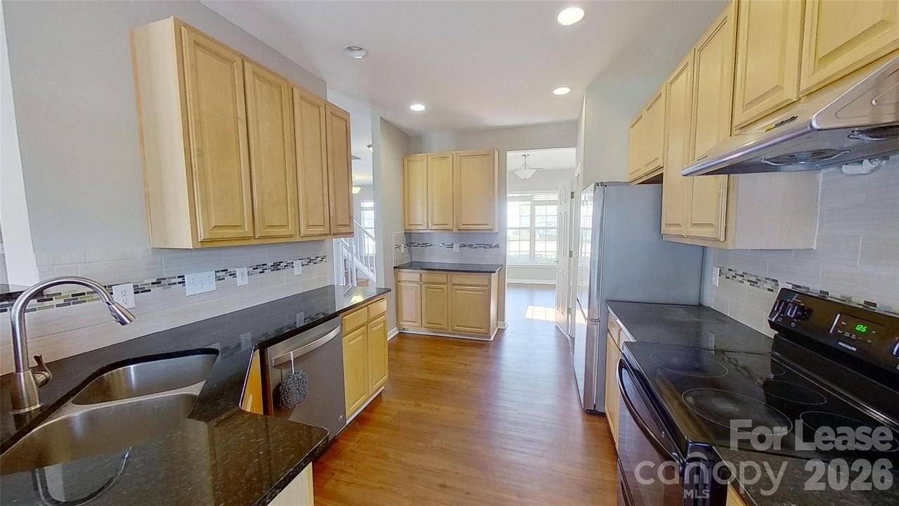 10730 Yellow Tail Ct - Photo 6 of 19