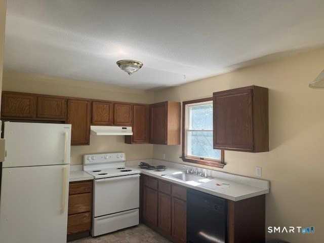 454 Cow Hill Rd #4 - Photo 4 of 14