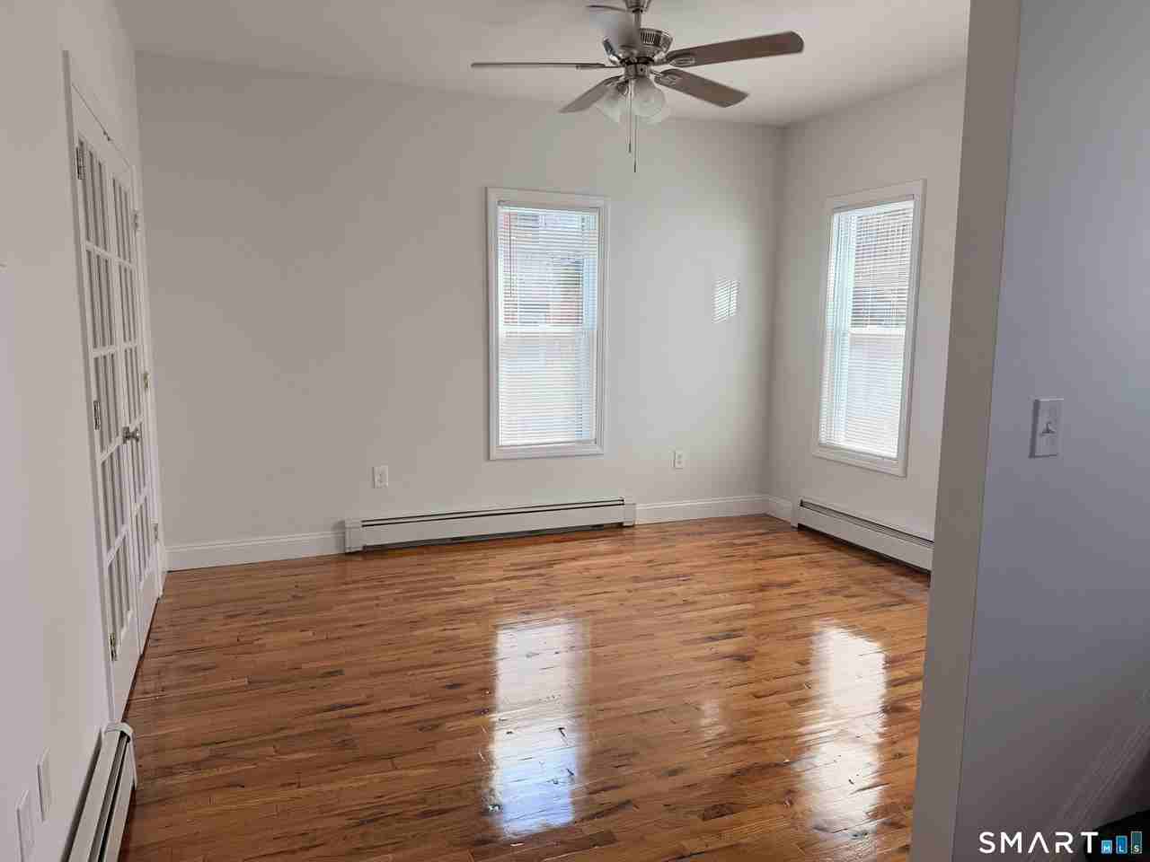 723 Ogden St - Photo 5 of 16