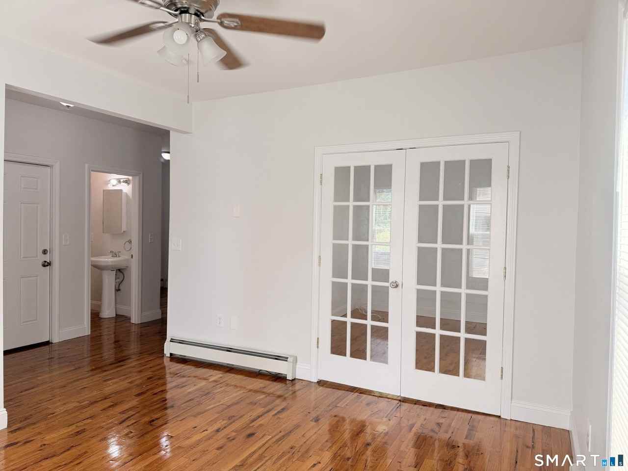 723 Ogden St - Photo 6 of 16