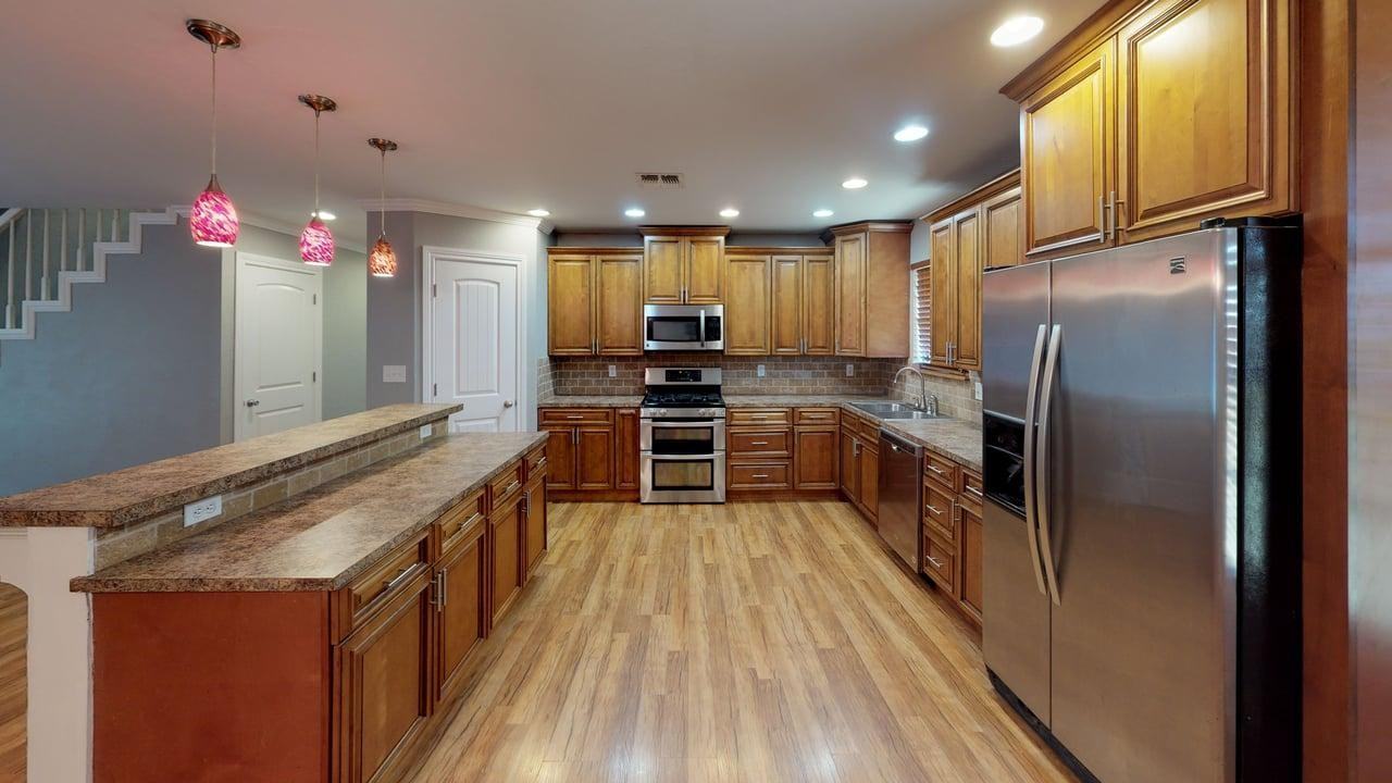 115 G St #1 - Photo 4 of 19