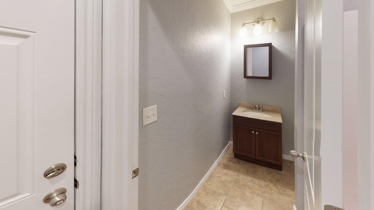 115 G St #1 - Photo 7 of 19